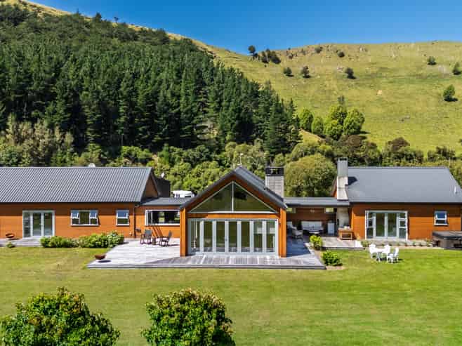 1823 Opaki Kaiparoro Road, Mauriceville