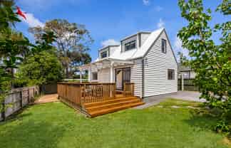 2/12 Neil Avenue, Te Atatu Peninsula