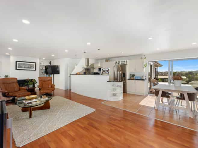 1/66 Browns Bay Road, Rothesay Bay