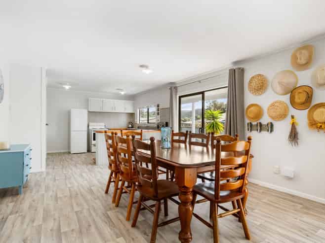 305a Chartwell Avenue, Whangamata