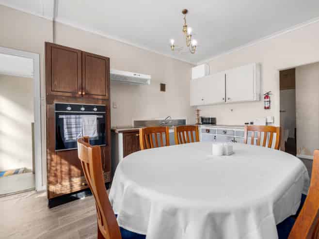 3B Fulton Crescent, Otara