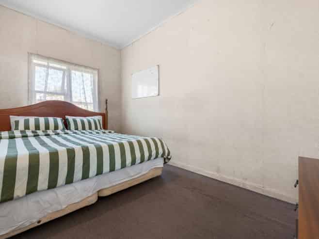 3B Fulton Crescent, Otara