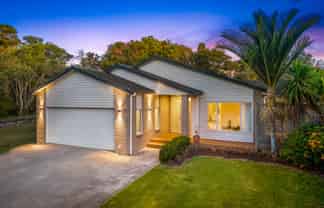 88 Cliff View Drive, Green Bay