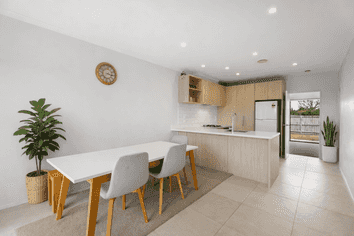 5 Pepene Avenue, Conifer Grove