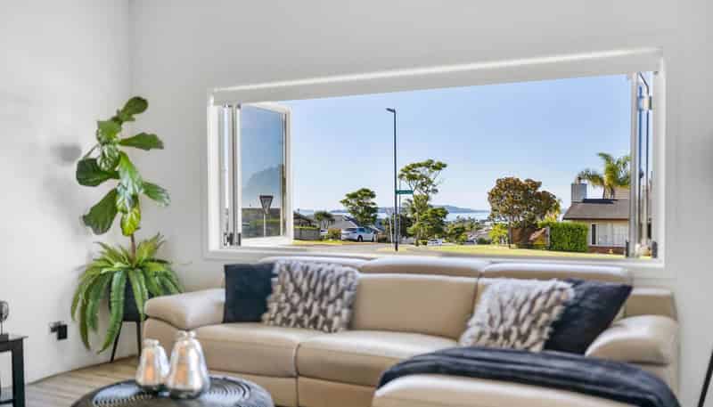 1 Liberty Crescent, Beachlands