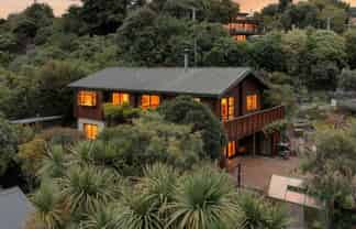 35 Merlincote Crescent, Governors Bay