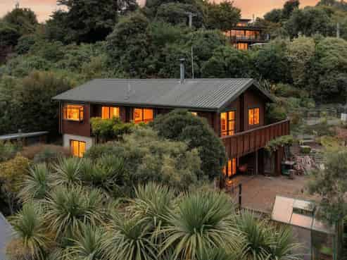 35 Merlincote Crescent, Governors Bay