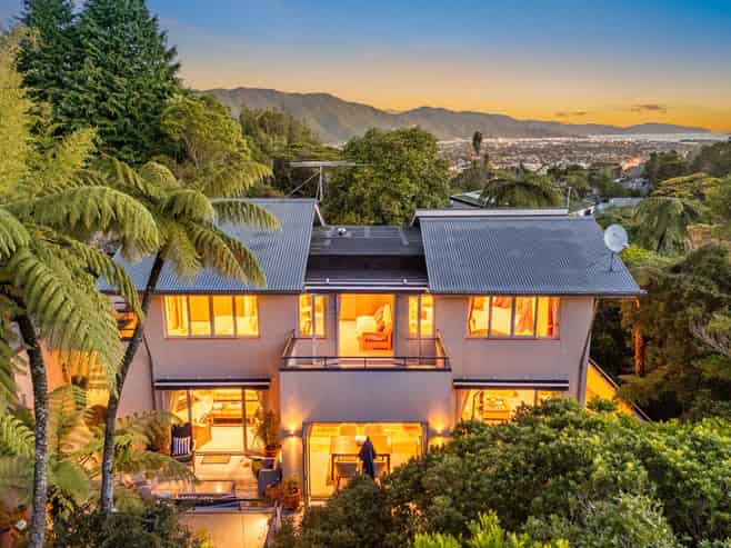 54B Wairere Road, Belmont