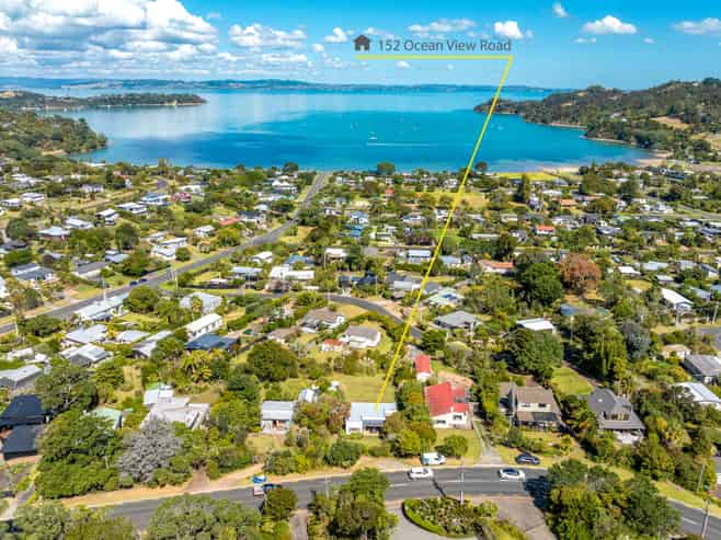 152 Ocean View Road, Oneroa