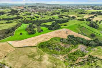 52 Gordon Francis Drive, Pukekohe East