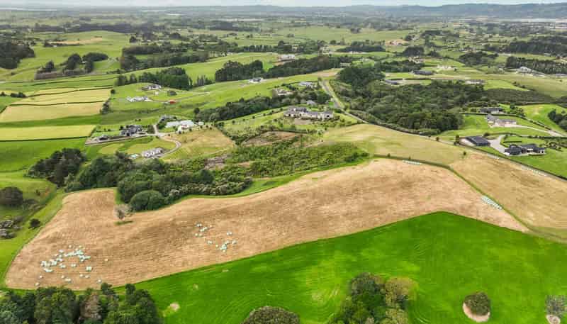 52 Gordon Francis Drive, Pukekohe East