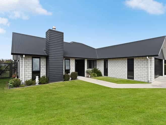 52 Norfolk Drive, Cambridge