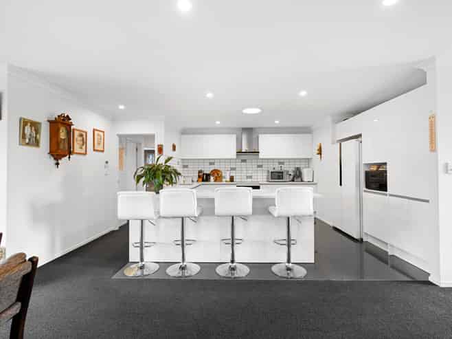 52 Norfolk Drive, Cambridge