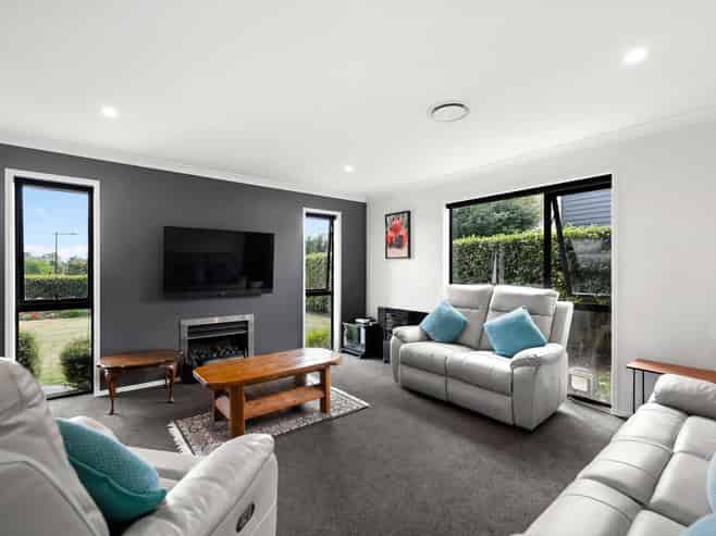 52 Norfolk Drive, Cambridge