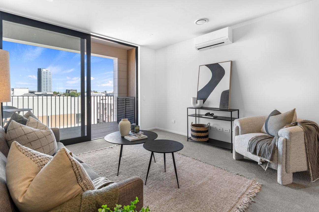 Apartment Living with 2x Parks! - Aanzicht 6