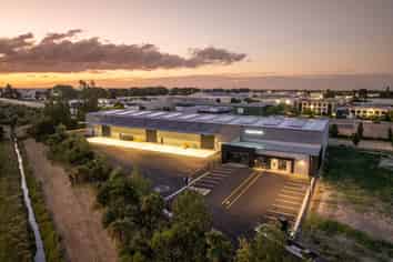 Industrial Design & Build on High Profile Land