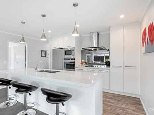 12 Passchendaele Grove, Trentham