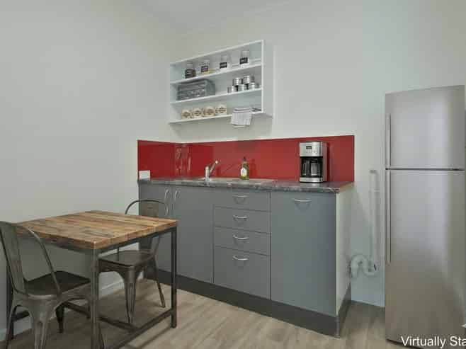 28 Pitt Street, Clive