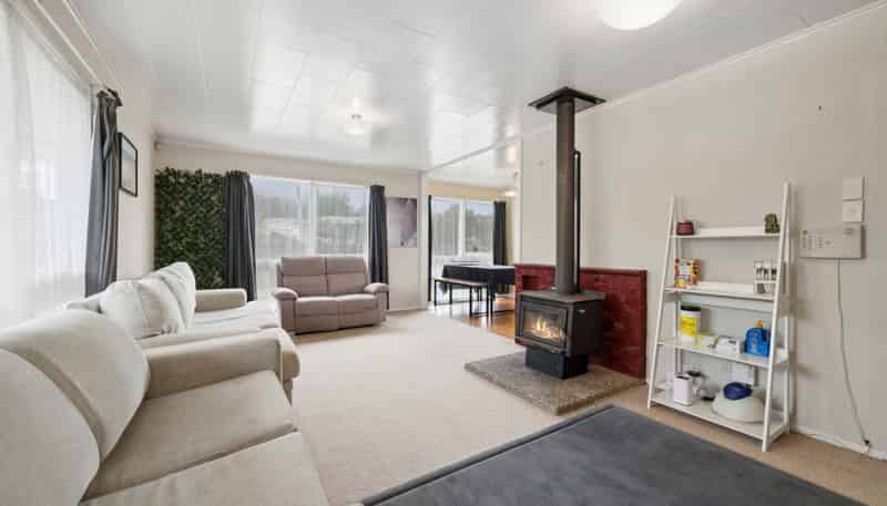 286 Clayton Road, Pukehangi