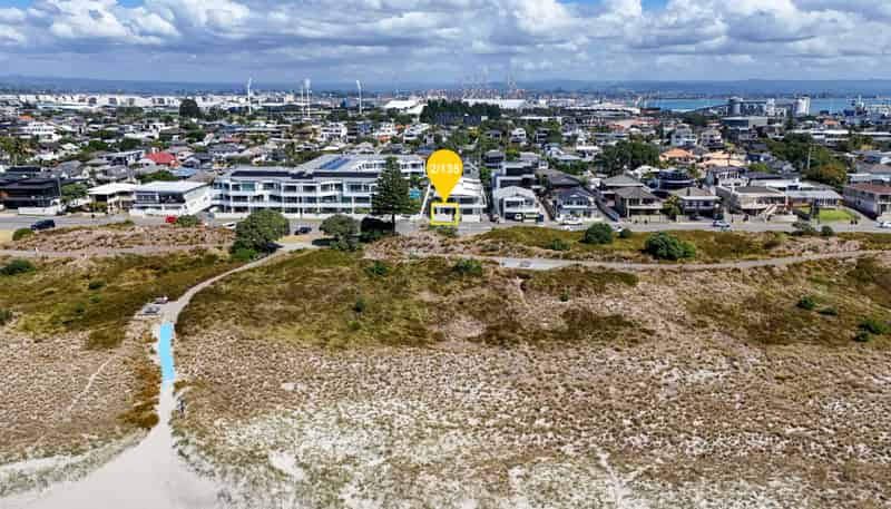 2/135 Marine Parade, Mount Maunganui