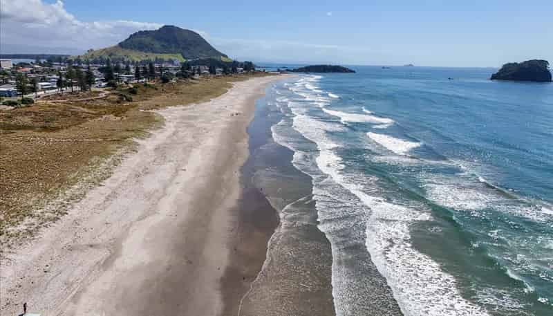 2/135 Marine Parade, Mount Maunganui
