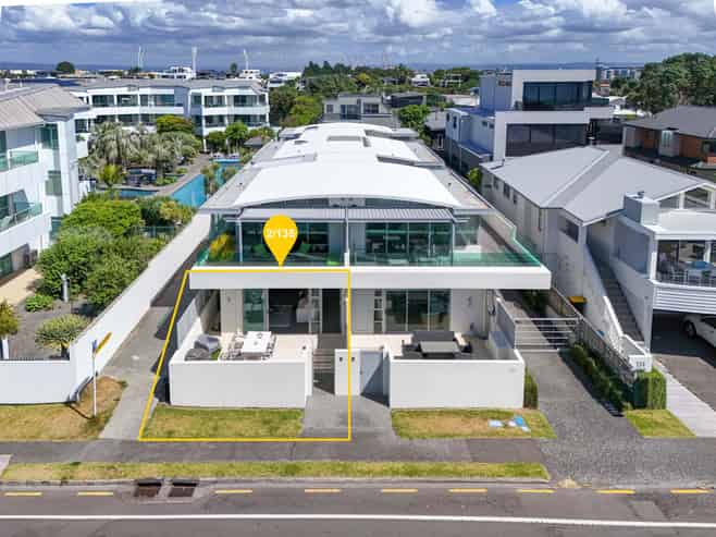 2/135 Marine Parade, Mount Maunganui