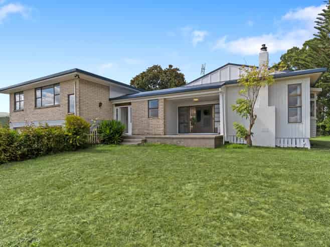 3001B State Highway 2, Waitakaruru