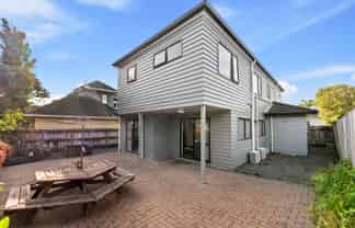 2/19a Arran Street, Avondale