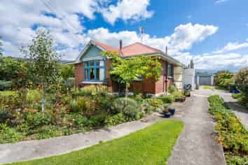 3 Mold Street, Middlemarch