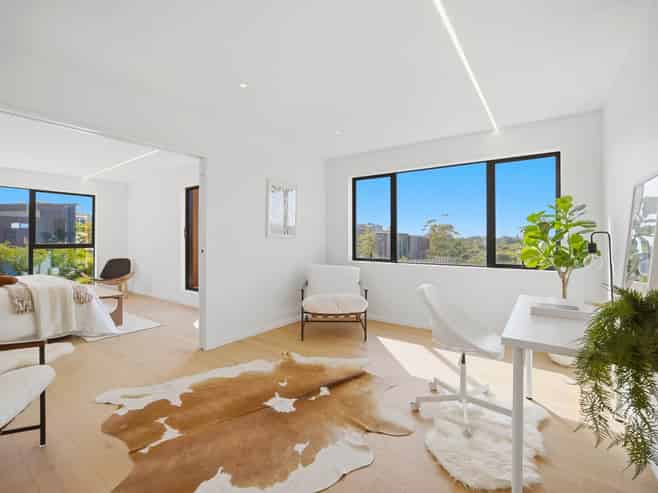 1 Nerita Place, Long Bay