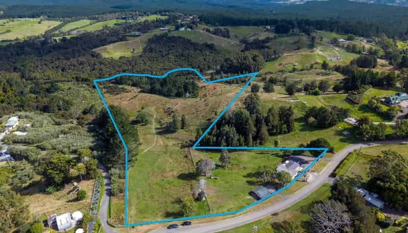 76 Burne Road, Waitoki