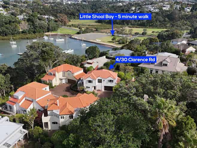 4/30 Clarence Road, Northcote Point