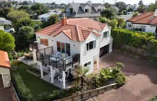 4/30 Clarence Road, Northcote Point