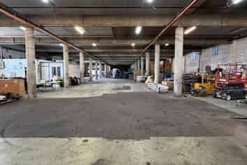 Industrial Warehouse with Yard - Near Airport