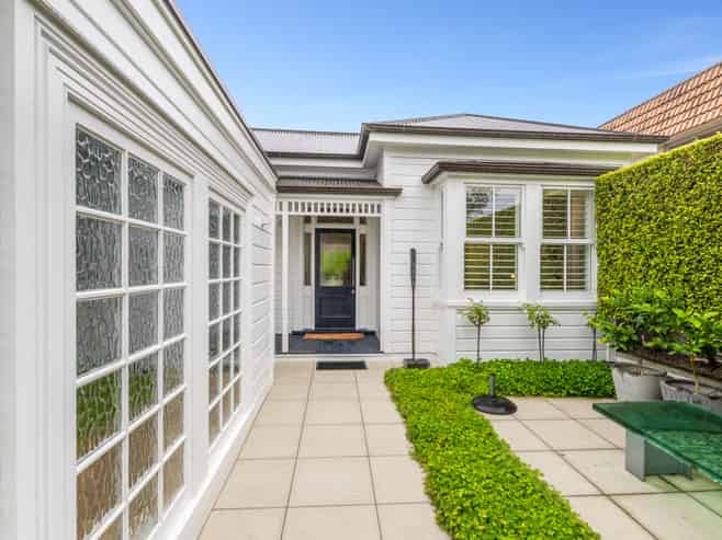 40 Cheltenham Road, Devonport