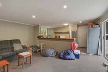 236 North Road, North East Valley