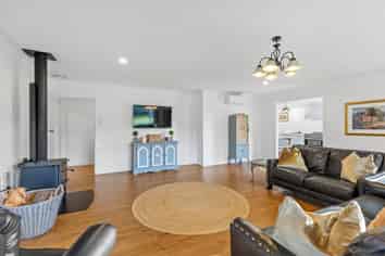 260 Kiri Kiri Road, Burnt Hill