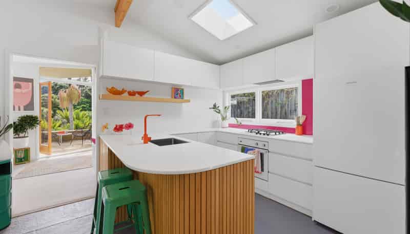 37 Wairau Road, Oakura