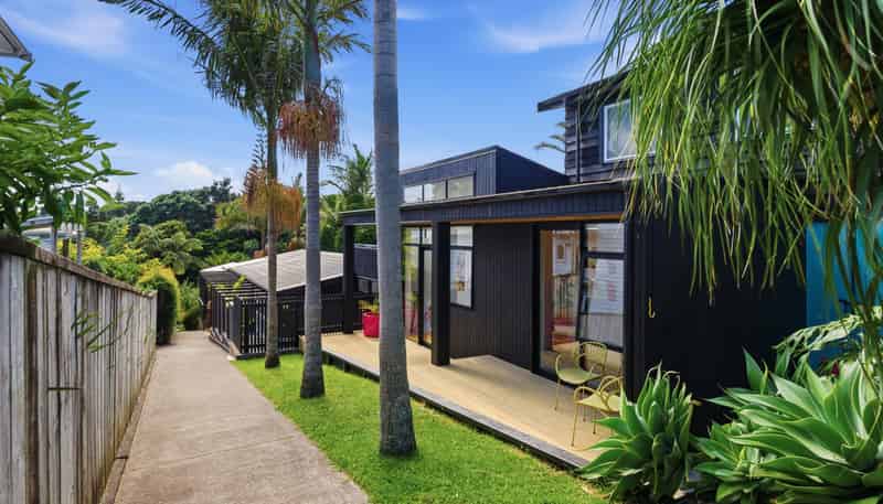 37 Wairau Road, Oakura
