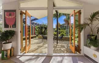 37 Wairau Road, Oakura