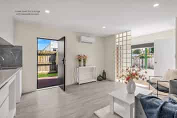 1/54 Dornwell Road, Three Kings