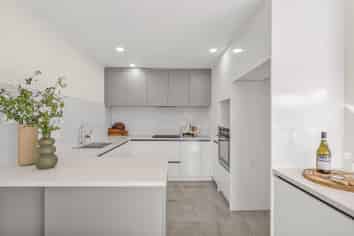 1/54 Dornwell Road, Three Kings