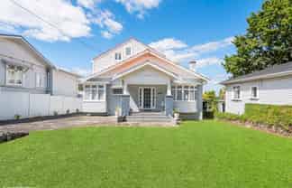 16 Waiohua Road, Greenlane