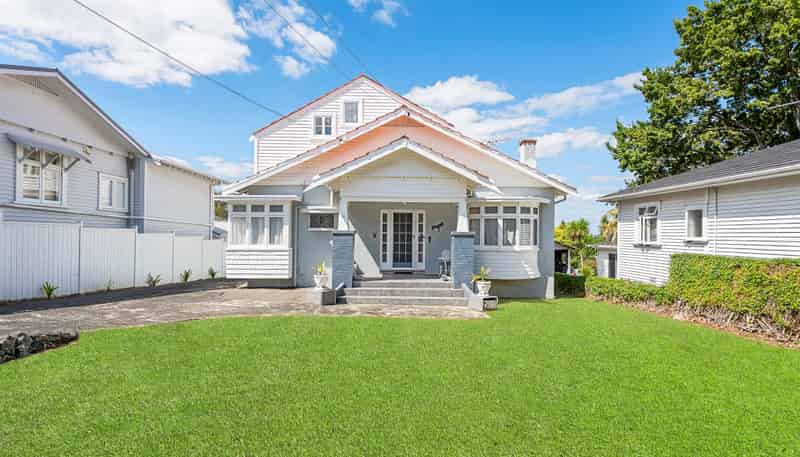16 Waiohua Road, Greenlane