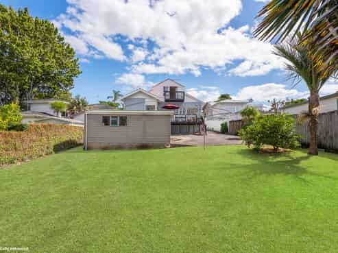 16 Waiohua Road, Greenlane