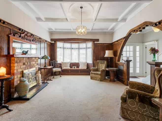 16 Waiohua Road, Greenlane