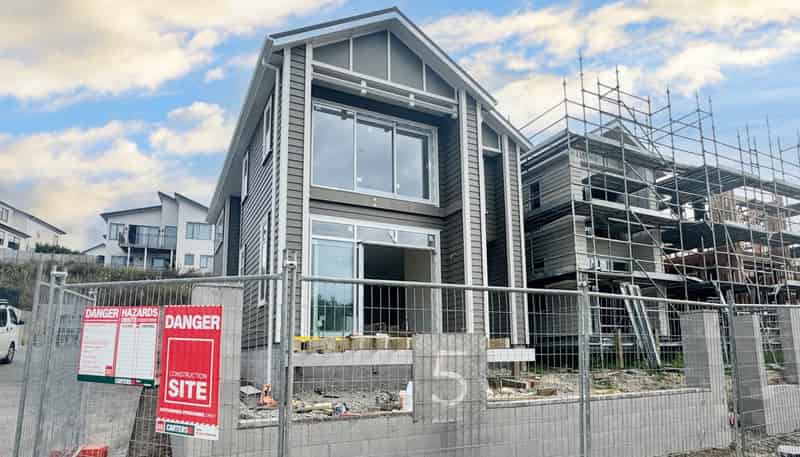 5 Skulander Crescent, Millwater