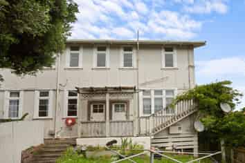 1-3/15 Dover Street, Island Bay