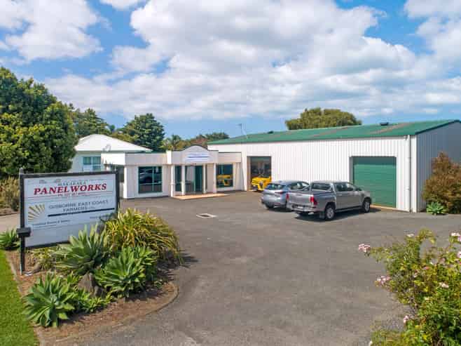 Main Road commercial