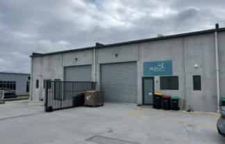 Modern Unit - Gated Security